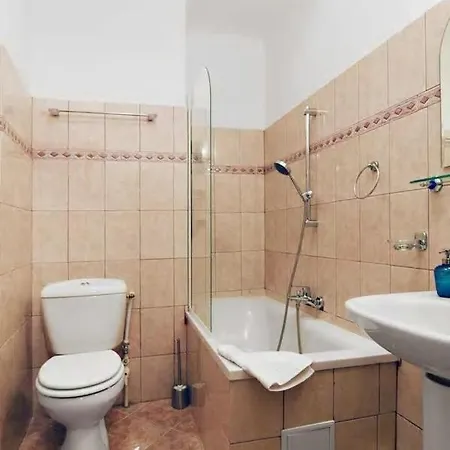 Downtown - Cismigiu Park * Bükreş