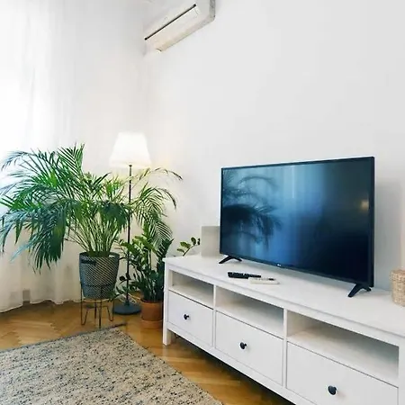 Downtown - Cismigiu Park Daire Bükreş