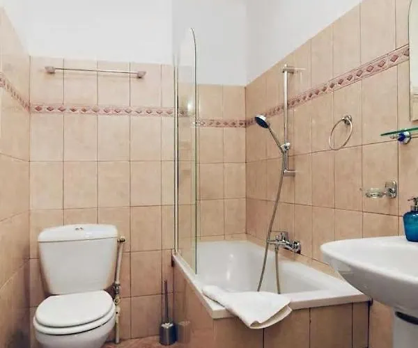 Downtown - Cismigiu Park * 부쿠레슈티