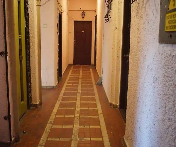 Downtown - Cismigiu Park * Βουκουρέστι